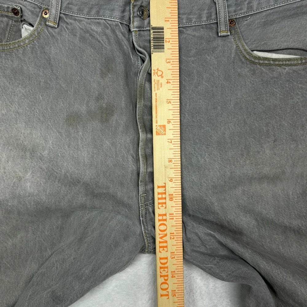 Levi's 501 Jeans Men's Gray Denim Pockets Classic Straight‎ Button Fly - 41X28.5
